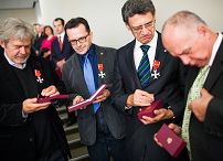 o447871105.jpg