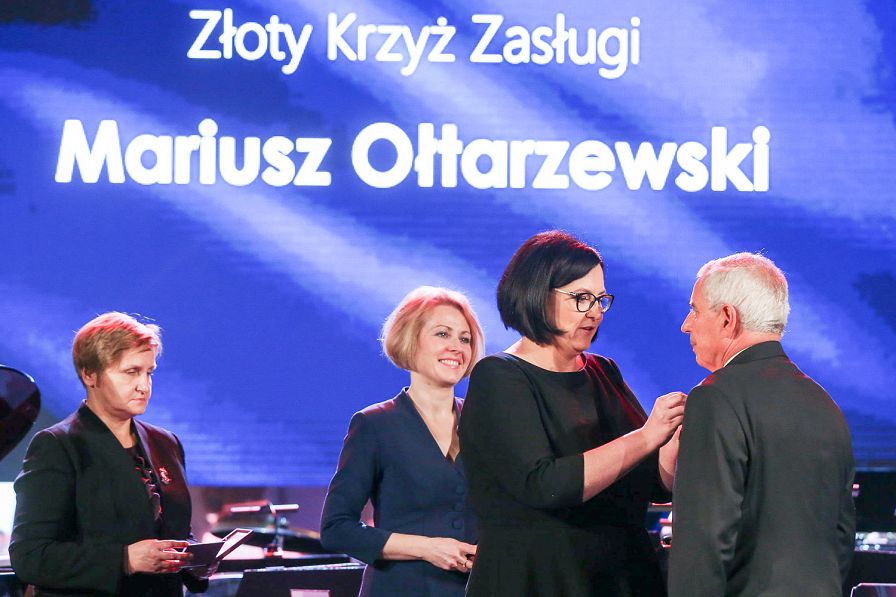 o2061279481.jpg