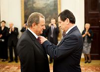 o1927149611.jpg