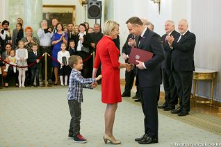 o1327459100.jpg