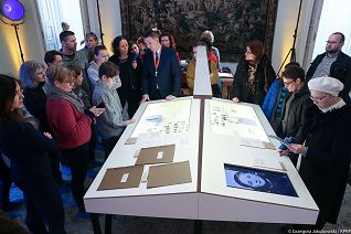 o812025429.jpg