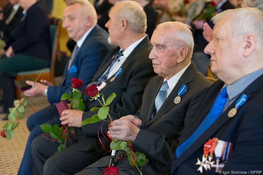 o1615981233.jpg