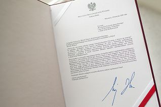 o1257411155.jpg