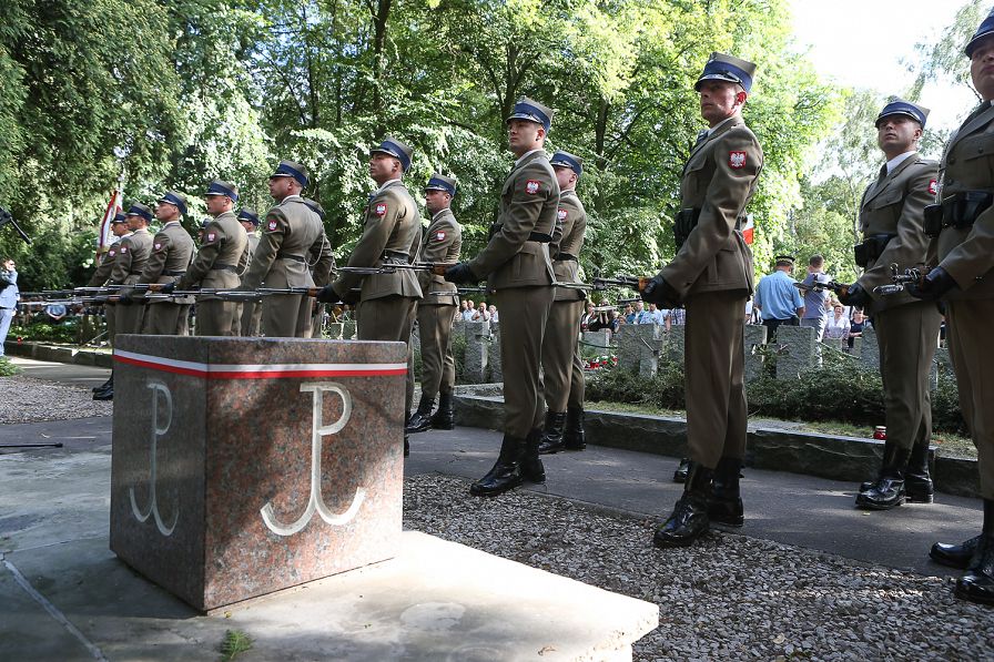 o1972600966.jpg