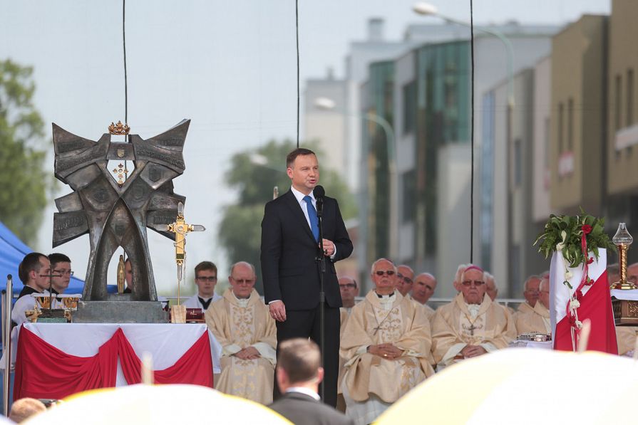 o1201540875.jpg
