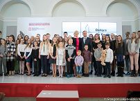 o2012363221.jpg