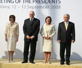 306854798.jpg