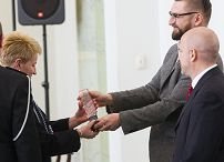 o33590638.jpg