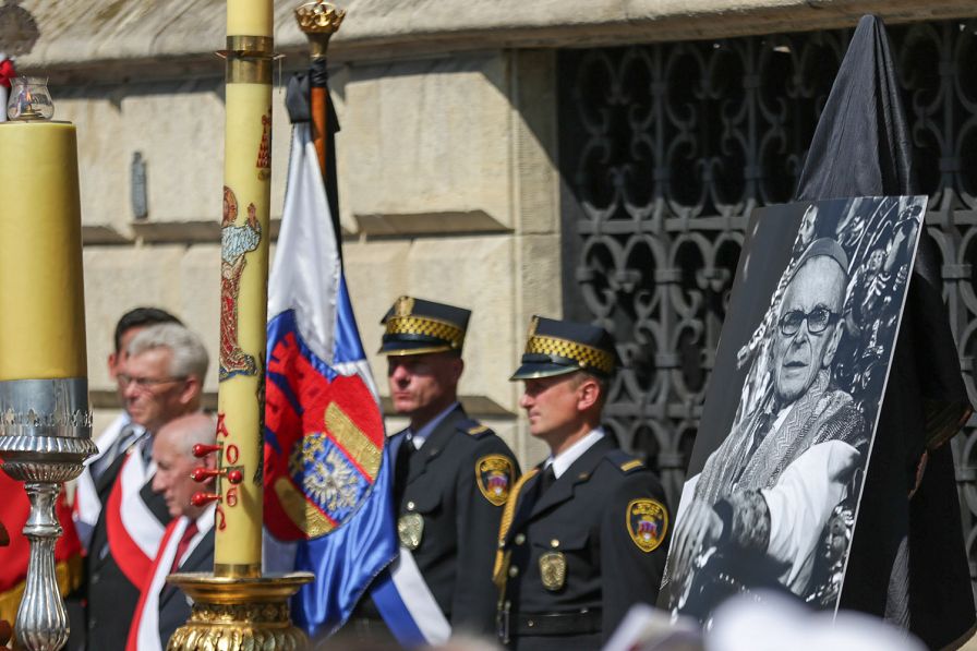 o1584313002.jpg