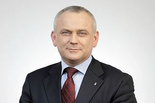 1803370727.jpg