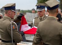 o1219632080.jpg
