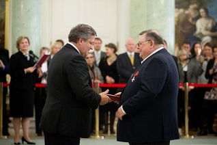 o1933212501.jpg