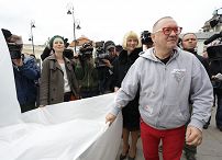 o906887177.jpg