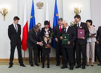 o1427518078.jpg