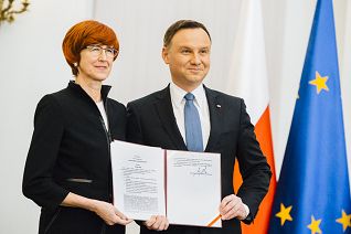 o979943204.jpg