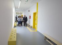 o1976164143.jpg