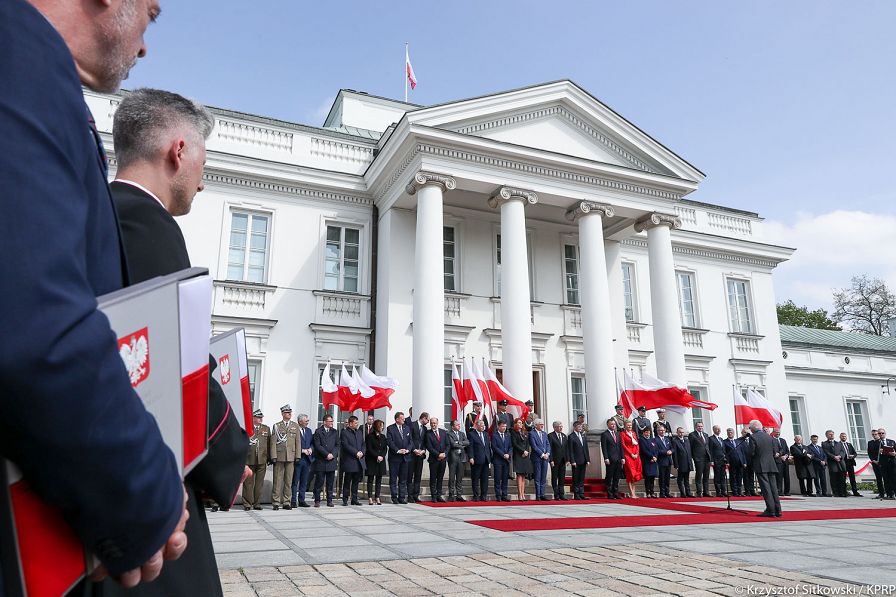 o121873923.jpg