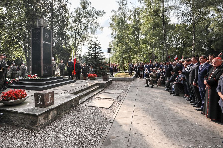 o1273499425.jpg