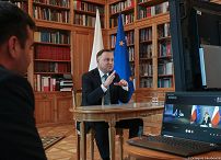 o1201083942.jpg
