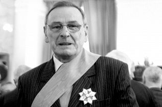 o374353512.jpg