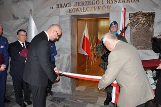 o2144089140.jpg