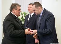 o787832449.jpg