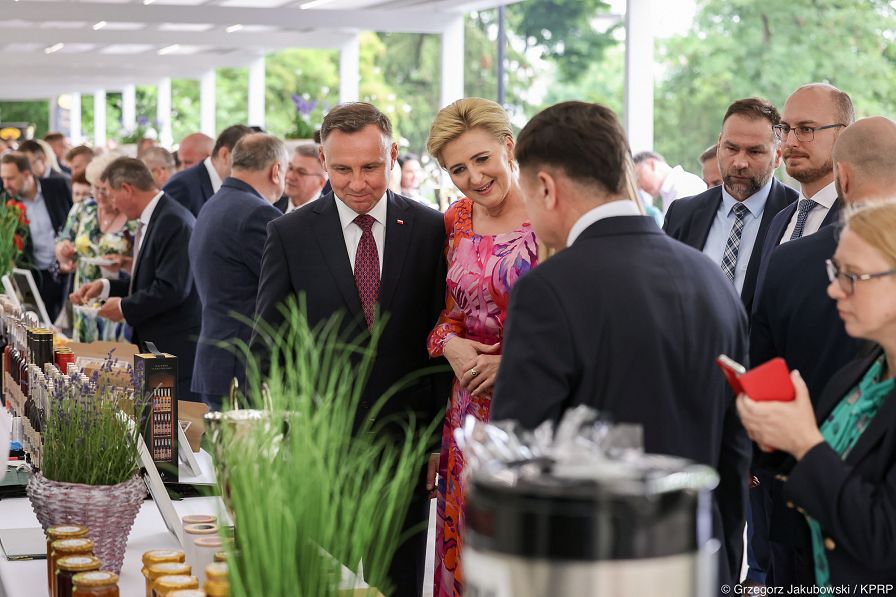 o1980278624.jpg