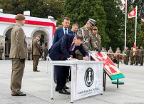 o563265809.jpg