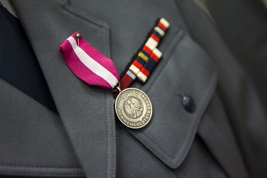 o1942014607.jpg