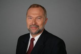 o1832574953.jpg