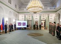 o901767810.jpg