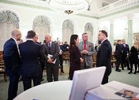 o98960103.jpg