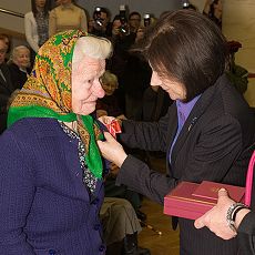 o1250045913.jpg
