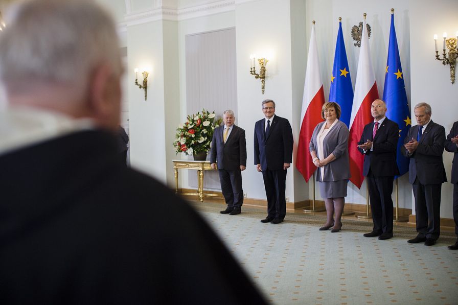 o404684050.jpg