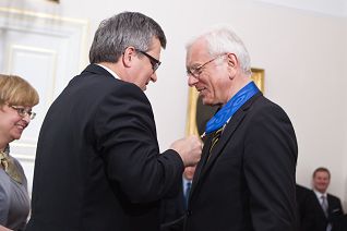 o774423721.jpg