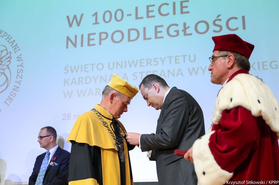 o1820849580.jpg