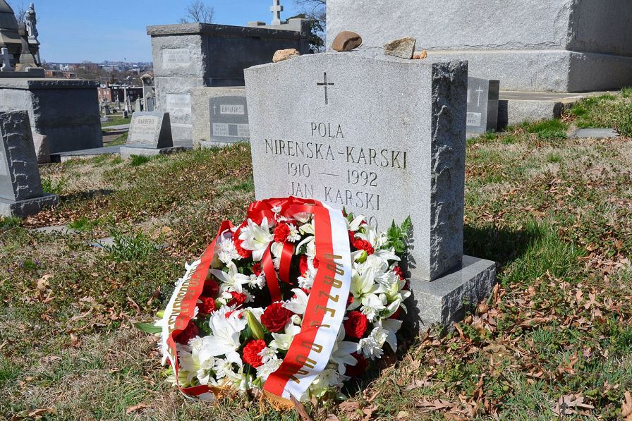 o1254534948.jpg