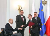 o1417565306.jpg