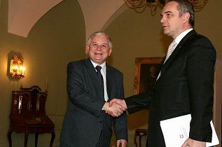 1235113904.jpg