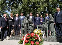 o1518001251.jpg