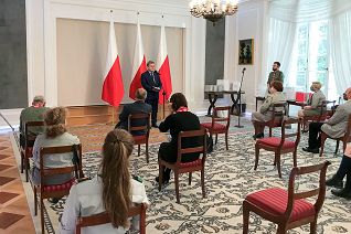 o512347325.jpg