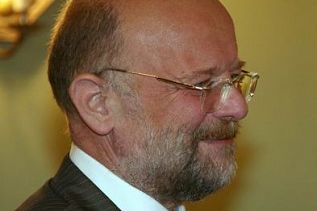 750185247.jpg