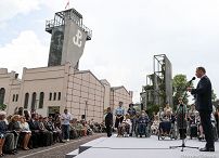 o1277943625.jpg