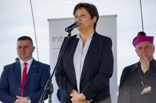 o1061900429.jpg