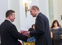o897329781.jpg