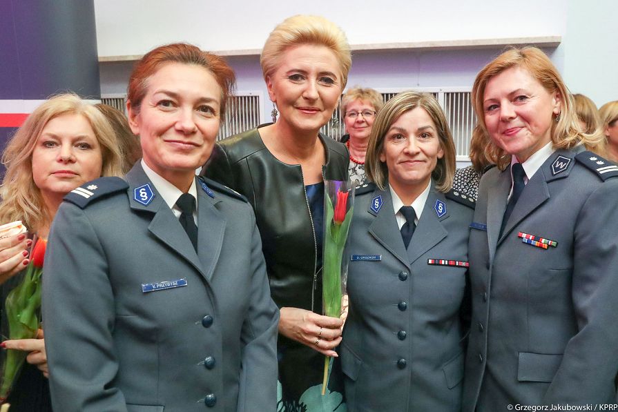 o1357401793.jpg