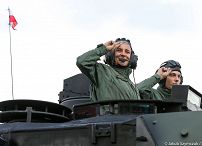 o738941445.jpg