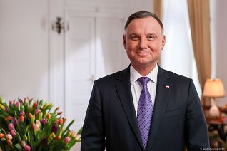 o1927172129.jpg