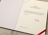o1241831547.jpg
