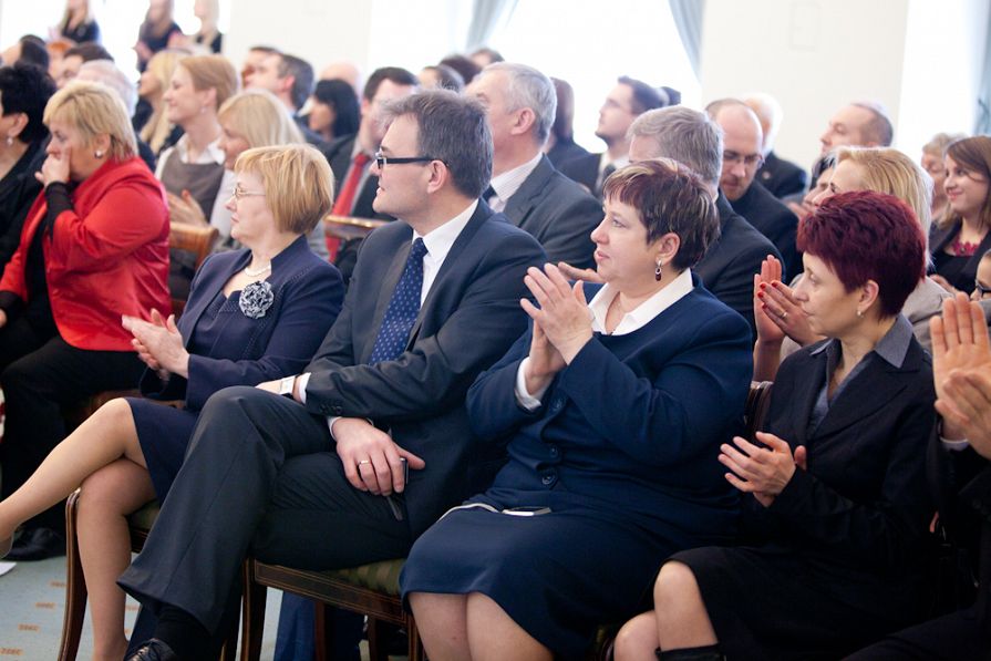 o1555450407.jpg